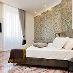 Opera 58 - Teatro Dell'opera Affittacamere 4*